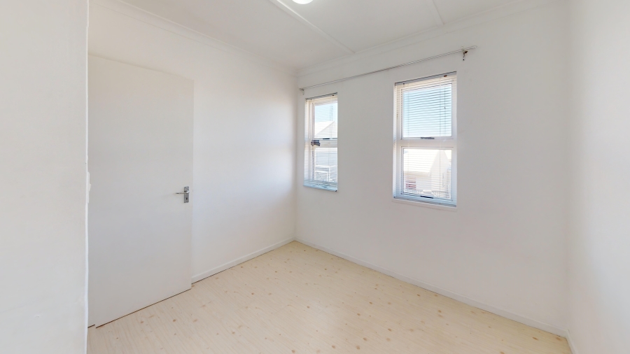 3 Bedroom Property for Sale in Harmony Village Western Cape